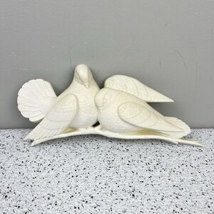 Vintage 70s Burwood Products Plastic Doves Love Birds Wall Hanging 1976 Retro